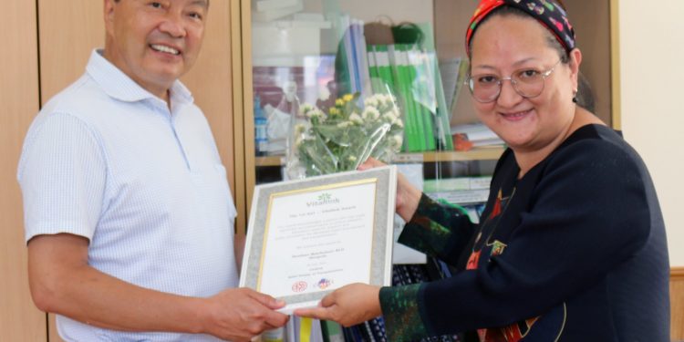 АЗИЙН ЭРХТЭН ШИЛЖҮҮЛЭН СУУЛГАХ ХОЛБООНООС ШАГНАЛ ХҮРТЛЭЭ