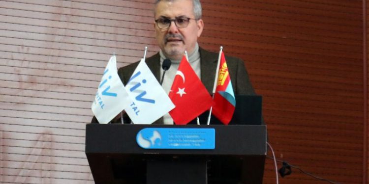 ЗОЧИН ПРОФЕССОРЫН ХӨТӨЛБӨР ҮРГЭЛЖИЛЖ БАЙНА