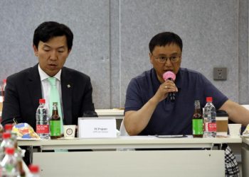 ХУУЛИЙН ХЭЛЭЛЦҮҮЛЭГ БОЛЛОО