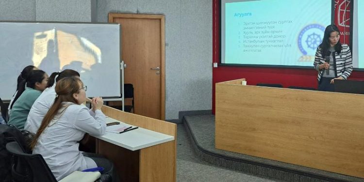 “Тархины үхэлтэй донороос эрхтэн шилжүүлэн суулгах эмчилгээг өргөжүүлэх нь” сэдэвт лекц уншлаа.