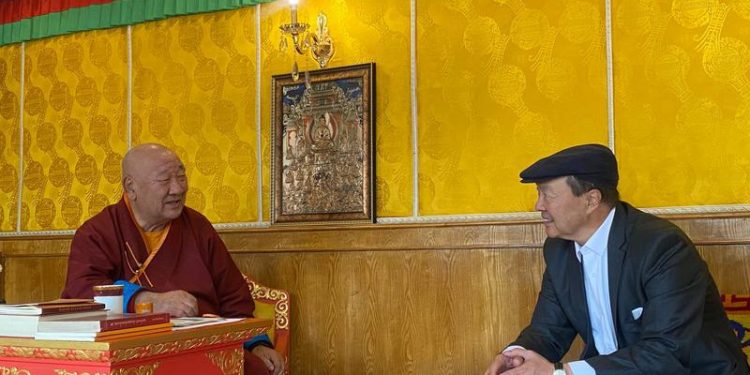 УУЛЗАЛТ ЗОХИОН БАЙГУУЛЛАА