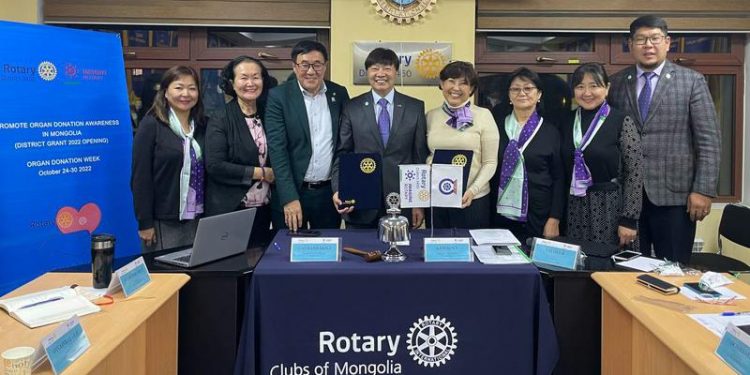 Хамтран ажиллах санамж бичигт гарын үсэг зурлаа