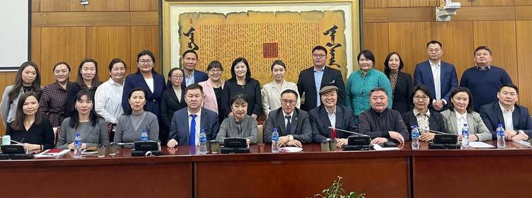 Эрхтэн, эд, эс шилжүүлэн суулгах тухай хуулийн төслийн ээлжит хэлэлцүүлэг зохион байгууллаа.